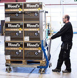 Woods avfuktare på väg till LFS butikslager